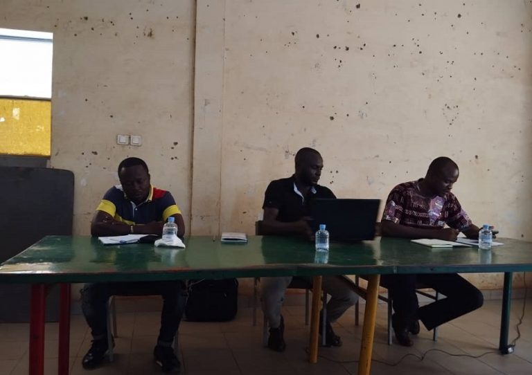 Les responsables de l'UCID dont le président Sy Daniel TRAORE (au milieu)